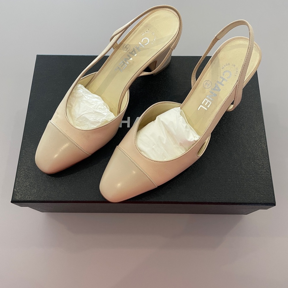 Authentic Chanel slingbacks